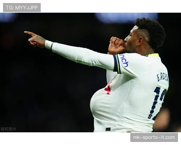 重磅！热刺内部矛盾频传，战术体系危机酝酿，昔日豪门该如何重振雄风？