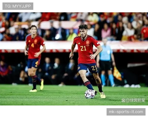 佩德里：对比穆西亚拉——控场能力与突破能力对比